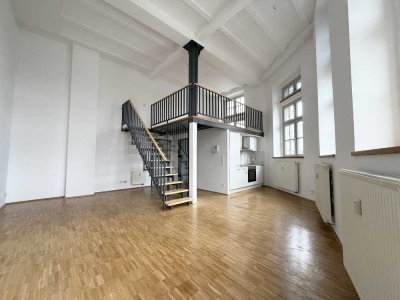 Maisonette Galerie Atelier Loft Wohnung 2 Ebenen 4,80m Deckenhöhe renoviert neue Küche Zentrum
