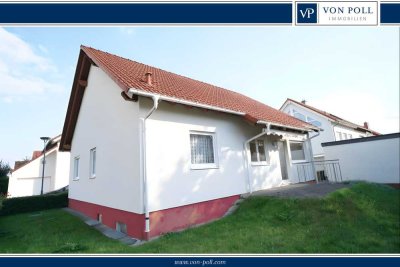 Einfamilienhaus im Bungalowstil mit Ausbaupotential in ruhiger Lage