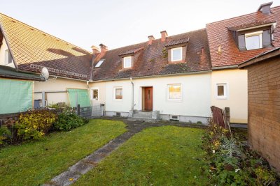 Gepflegtes Reihenhaus mit Garten und Garage in Münichholz