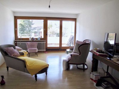 Schöne 2-Zimmer-Wohnung mit 2 Balkonen in München Harlaching
