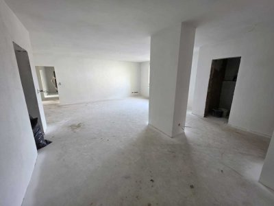 4 Raum Wohnung, Neu, Kamin, Garage, großer Keller, Garten