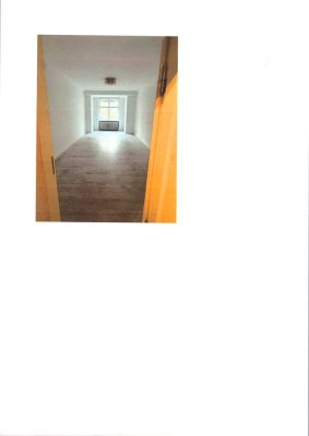 Charmante 23 m²  WG Zimmer in Berlin-Steglitz für eine junge Frau oder Studentin ( zweier-WG )