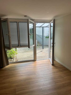 Moderne, helle 2 Zimmerwohnung saniert, Nähe Herzzentrum