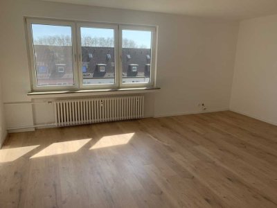 Lichtdurchflutete 3 Zimmer Wohnung