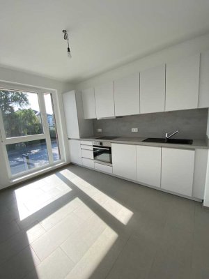 Großzügige Wohnung mit Balkon und Tiefgarage!