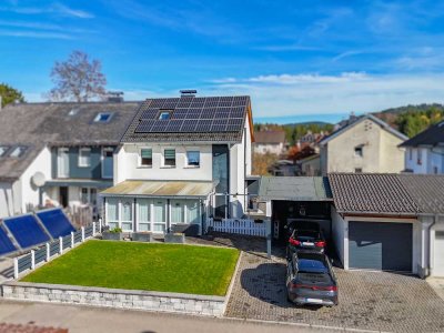 Moderne Doppelhaushälfte in Titisee