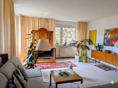 Salzburg-Riedenburg: helle 2–3-Zimmer-Wohnung mit großer Garage