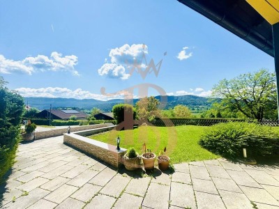 2-in-1: Wohnen mit Panoramablick &amp; Einlegerwohnung in Seenähe