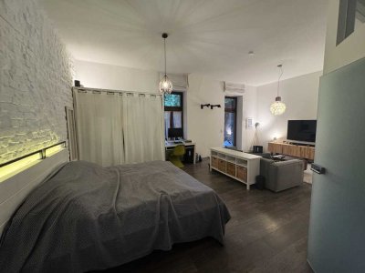 Stilvolle Loft-Wohnung mit gehobener Innenausstattung in Köln Altstadt & Neustadt-Nord
