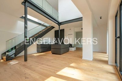 Verstecktes Design-Stadthaus nur 200 m zur Alster.