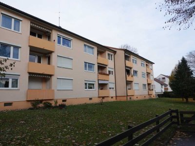 Gut geschnittene 4 Zimmer Wohnung in schöner Lage von Ditzingen-Hirschlanden