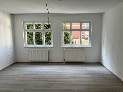 Teilrenovierte 2,5-Zimmer-Wohnung mit Terrasse im Zentrum von Siegen