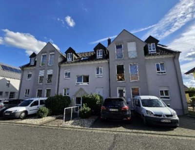 Sehr schöne und gepflegte 3 Zimmer-Wohnung mit großem Balkon in bevorzugter, ruhiger Lage von Goldba