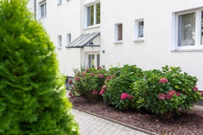 Gemütliche 2 Zimmer + Wohnküche mit Balkon in Pfersee
