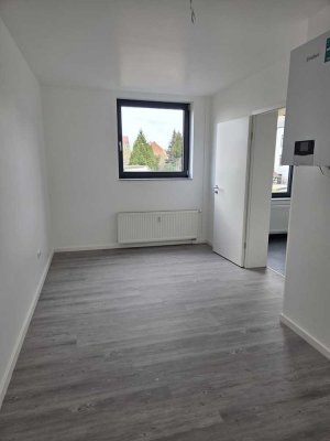 Altbau-Charme trifft Moderne - 2 RW mit Einbauküche