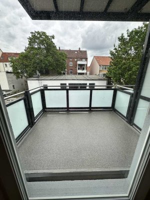Erstbezug nach Kernsanierung- 2Z Wohnung mit Balkon, EBK, Effizienzhaus 55, Döhren nahe Maschsee