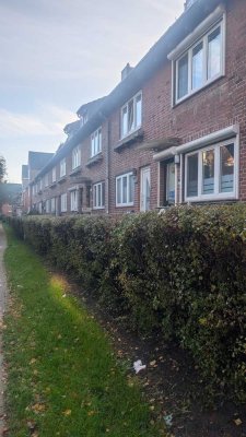 Attraktives und modernisiertes 3,5-Raum-Reihenhaus in Kiel Elmschenhagen