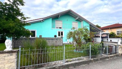 Traumhaftes EFH mit Einliegerwohnung, großem Garten, Pool und vielseitigen Nutzungsmöglichkeiten!