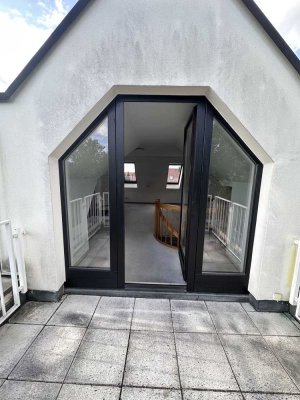Erstbezug nach Sanierung: 3-Zimmer-Wohnung mit Einbauküche, Balkon, Keller in Stuttgart-Weilimdorf