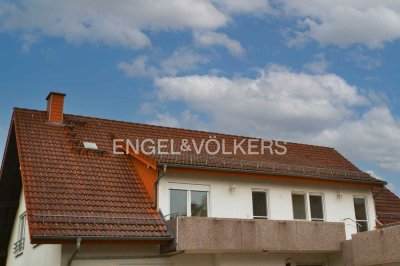 "Modernes Wohnen in Wiesenbach: Exklusive Wohnung mit zeitgemäßem Komfort"