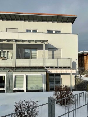 Neuwertige 2-Zimmer Wohnung im 3. OG mit Dachterrasse in Pfarrkirchen