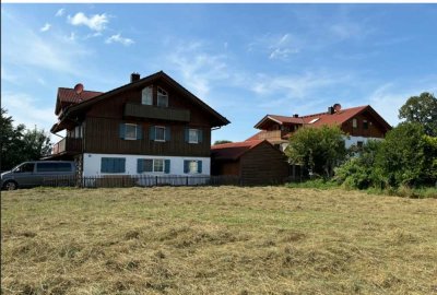 Idylle am Kochelsee -Doppelhaushälfte im oberbayerischen Stil/ Mit Einliegerwohnung vermietbar