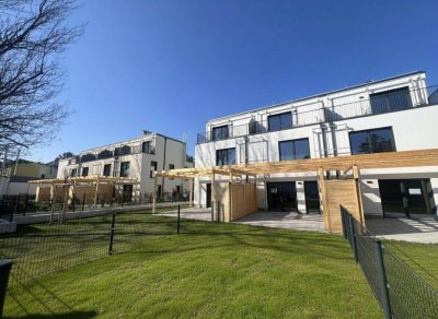 *FRÜHLINGSAKTION* JETZT 5% sparen! Exklusive Reihen- und Doppelhäuser am idyllischen Hunyadi Park mit Blick in den Park im ALTORT MARIA ENZERSDORF!
