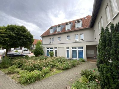 Gepflegte ruhige Wohnung mit zwei Zimmern und Loggia in Karlsruhe-Stupferich an Einzelperson Anrufen