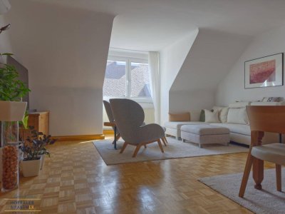 Dachgeschoßwohnung mit großzügiger Westterrasse in gefragter Lage nahe U4/U6-Station „Längenfeldgasse“