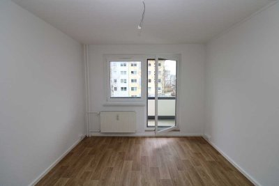 Schnäppchenjäger aufgepasst - Uni-nahe 2RW mit Balkon und Badewanne