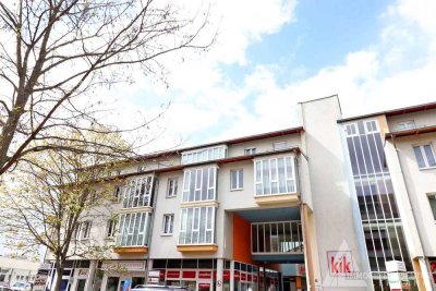 Sanierte 1 Raum-Wohnung mit Wintergarten in Trotha!