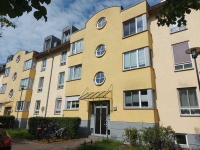 3 Zi.-Eigentumswohnung im Erdgeschoss mit Tiefgaragenstellplatz - 686