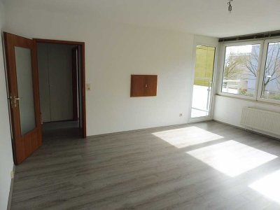 2-ZKB-Wohnung mit Balkon und TG-Stellplatz in Wald-/Feldnähe in Mainz-Finthen