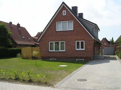 Provisionsfrei für den Käufer!
Charmantes Einfamilienhaus mit Terrasse in ruhiger Lage auf Fehmarn