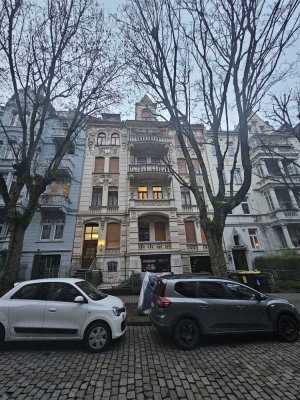 Freie 1 Zimmerwohnung im wunderschönen Altbau provisionsfrei zu verkaufen