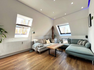 Zentrale Dachgeschosswohnung mit hochwertiger Ausstattung &amp; Wohlfühlfaktor