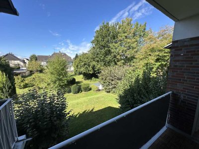 Schöne und gepflegte 1-Raum-Etagenwohnung mit Balkon in Leverkusen-Lützenkirchen