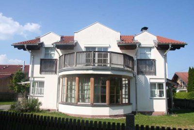 Gepflegtes Einfamilienhaus mit fünf Zimmern und Einbauküche in Zaisering, Gemeinde Vogtareuth