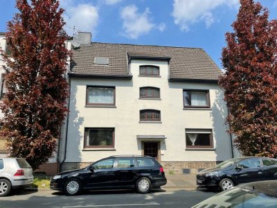 Wohnen, Büro mit Lager und Garagen - Alles auf einem Grundstück!