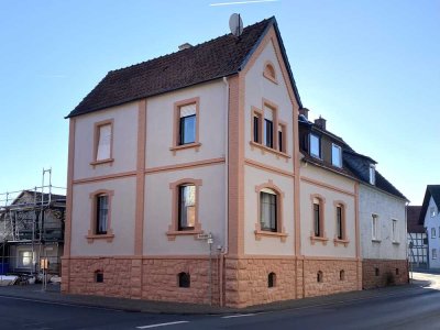 "ENTDECKE DIE MÖGLICHKEITEN !" Schönes kleines Mehrfamilienhaus als solide Kapitalanlage!