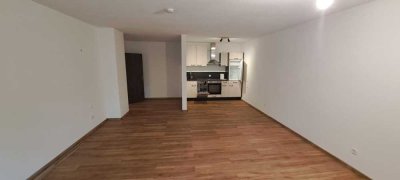 Freundliche 1-Zimmer-Wohnung mit EBK und Terrasse in Bayreuth nahe Uni - Zweitbezug nach Sanierung