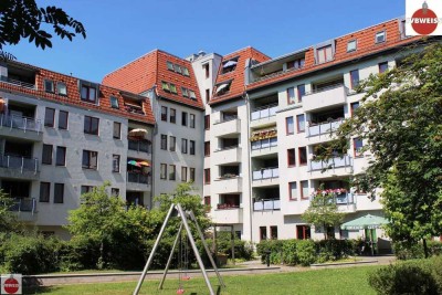 Helle 2 Zimmer Dachgeschosswohnung (vermietet) , nahe Weißer See