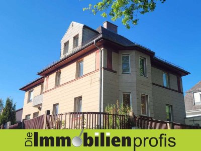 Hof: Villa zum Wohnen und Arbeiten Nähe Theresienstein