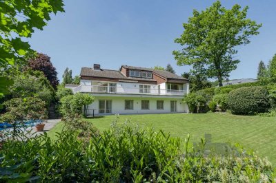 Villa in begehrter Lage auf parkähnlichem Grundstück - provisionsfrei