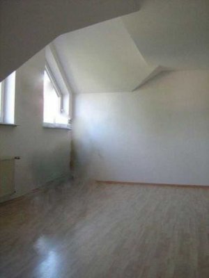 Rendite-Objekt: DG-Wohnung 109T€ (FP) + Tiefgarage (VB) Loft - Charakter