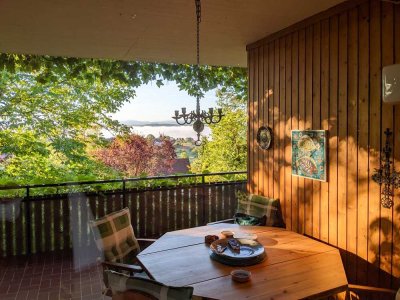 Großzügiges Anwesen mit Alpenblick und idyllischem Garten in Steinen-Hägelberg