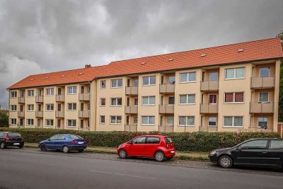 + 1 Zimmer mit modernisiertem Badezimmer +