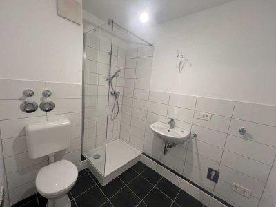 2-Zimmer-Wohnung im DG mit Balkon!