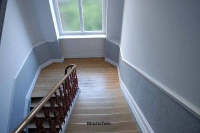 Helle, große Wohnung mit Balkon(en) und Stellplatz - komfortabel leben