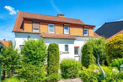 Maintal-Hochstadt: Großzügige, gepflegte 3,5-Zimmer-Wohnung im Zweiparteinhaus in ruhiger Wohnlage